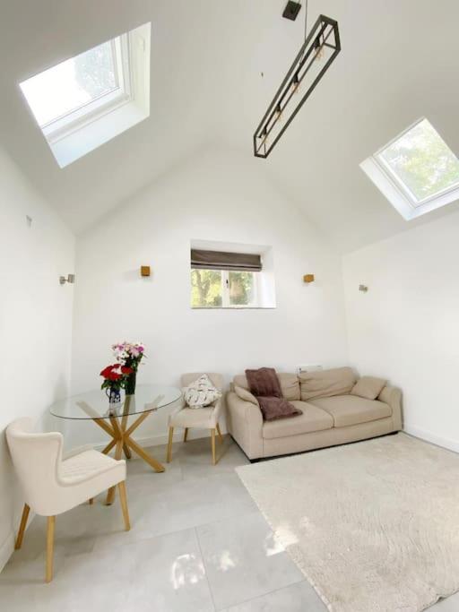 Villa Luxury Detached Peak District Stone Barn - Dog Friendly Hazelwood Exterior foto